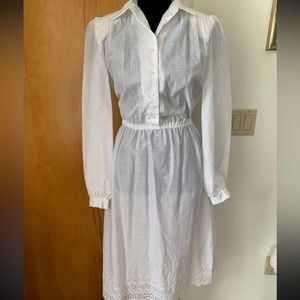 SOLD * White eyelet embroidered vintage dress